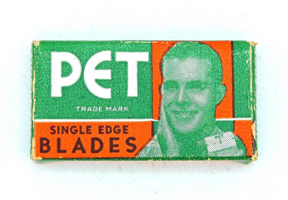 Vintage NOS PET Brand Single Edge Razor Blades
